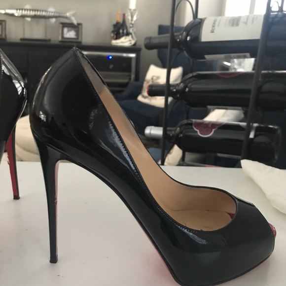 Christian Louboutin Very Prive 120 Patent - Picture 3 of 5